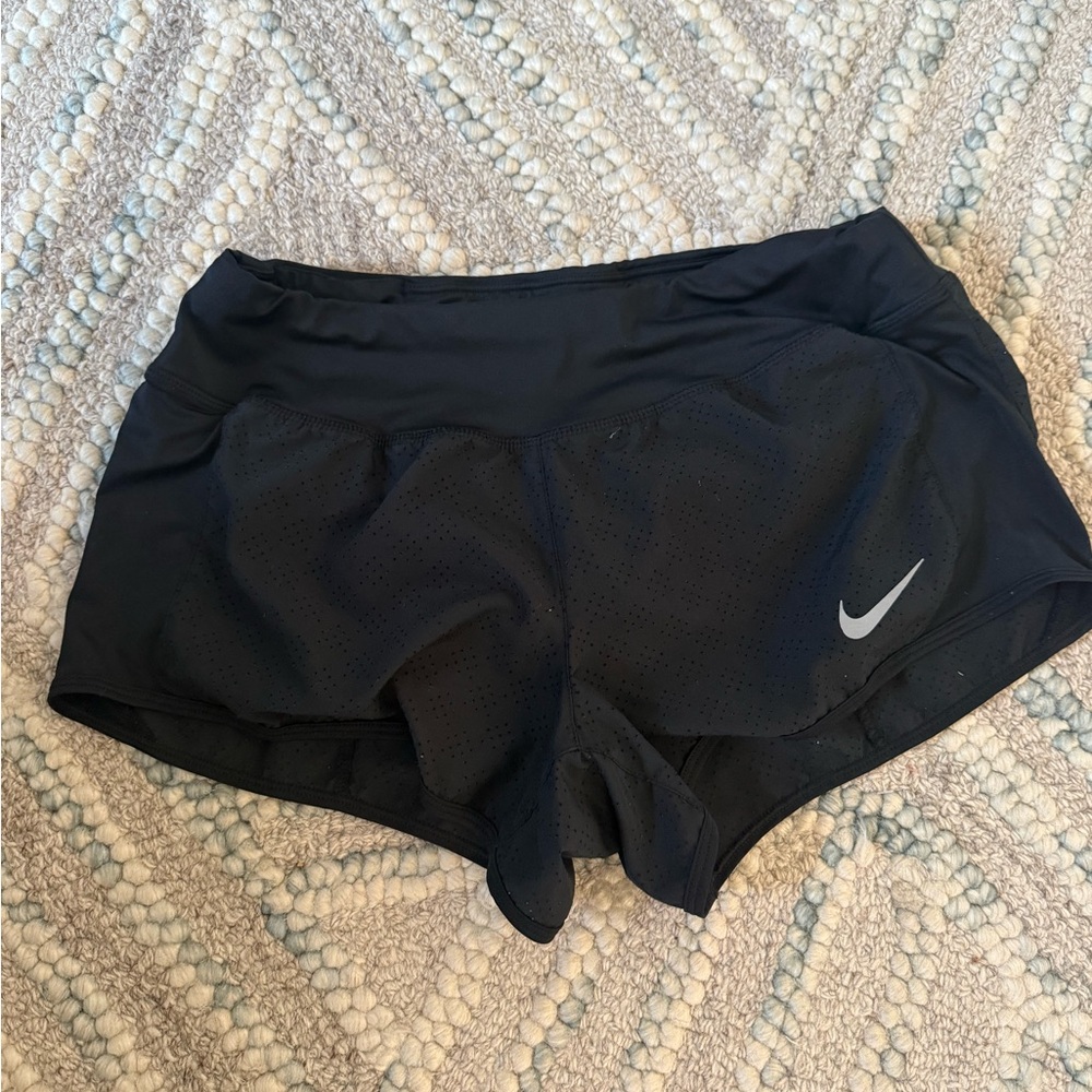 Nike Women's Dri-Fit Lined Shorts Black - S